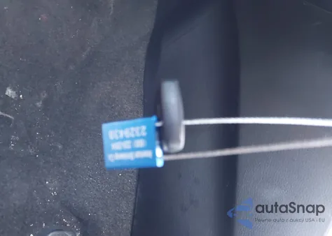 2011 Mazda Mazda3 I Sport z USA, uszkodzony, nr VIN JM1BL1UF5B1412397